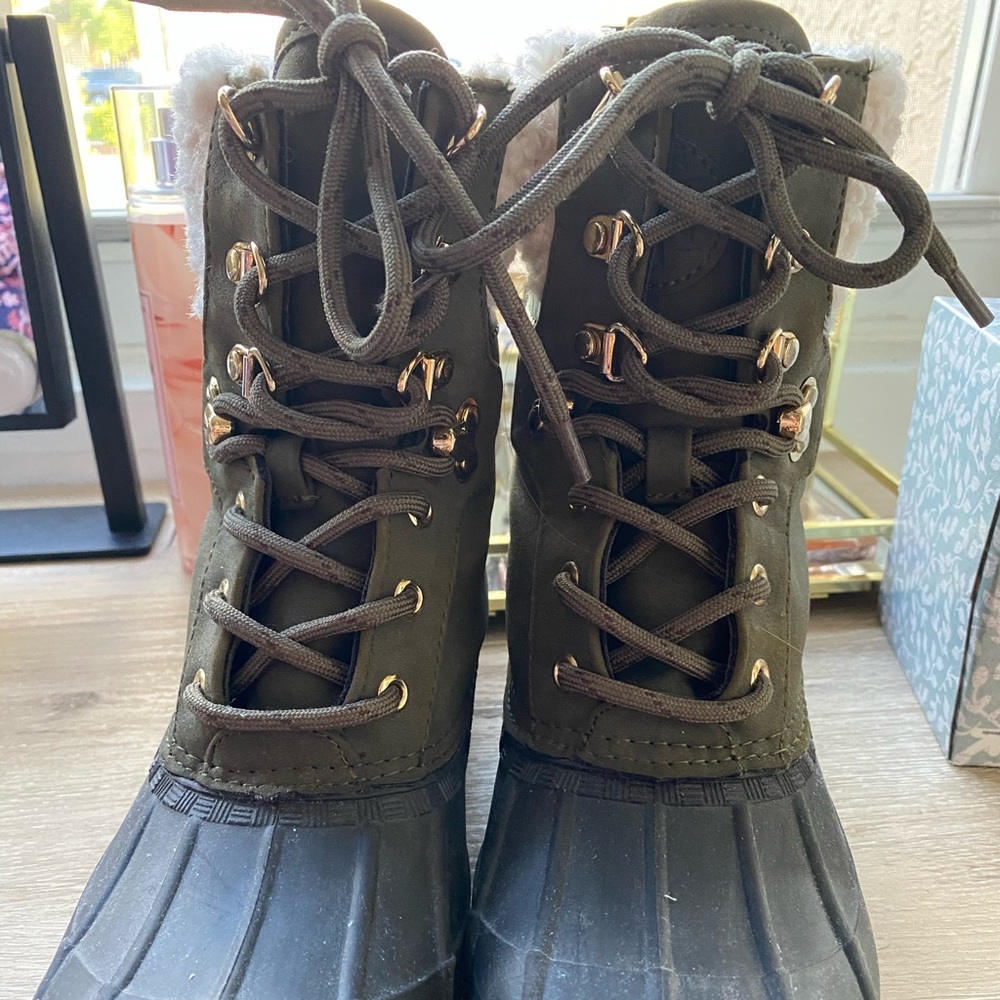 Tommy Hilfiger Duck Boots
